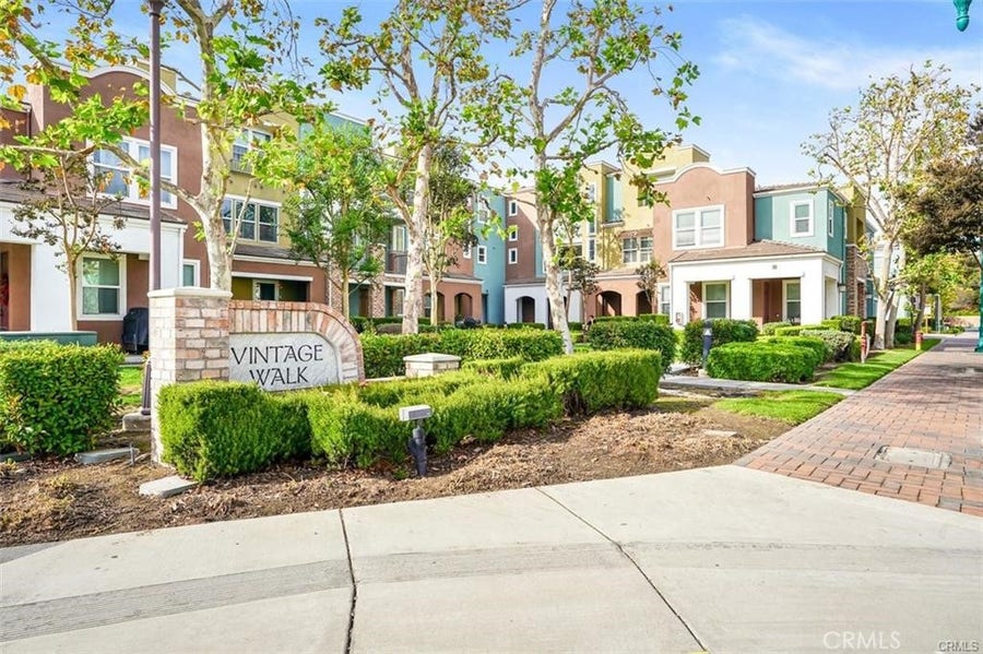 Property photo for 216 W Merlot Drive, Covina, CA