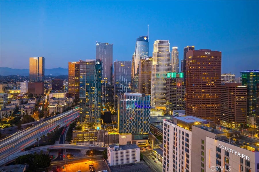 Property photo for 900 W Olympic, #31J, Los Angeles, CA