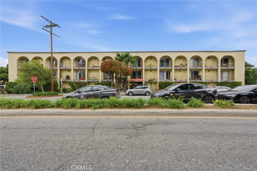 Property photo for 2311 4th Street, #106, Santa Monica, CA