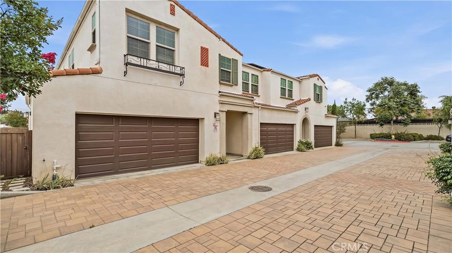 Property photo for 291 E Arrow, #17, Glendora, CA