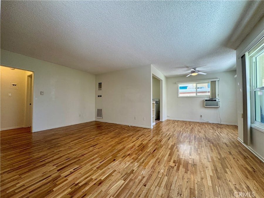 Property photo for 122 N Croft, #4, Los Angeles, CA