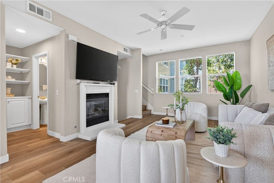 Property photo for 217 W Zinfandel, Covina, CA