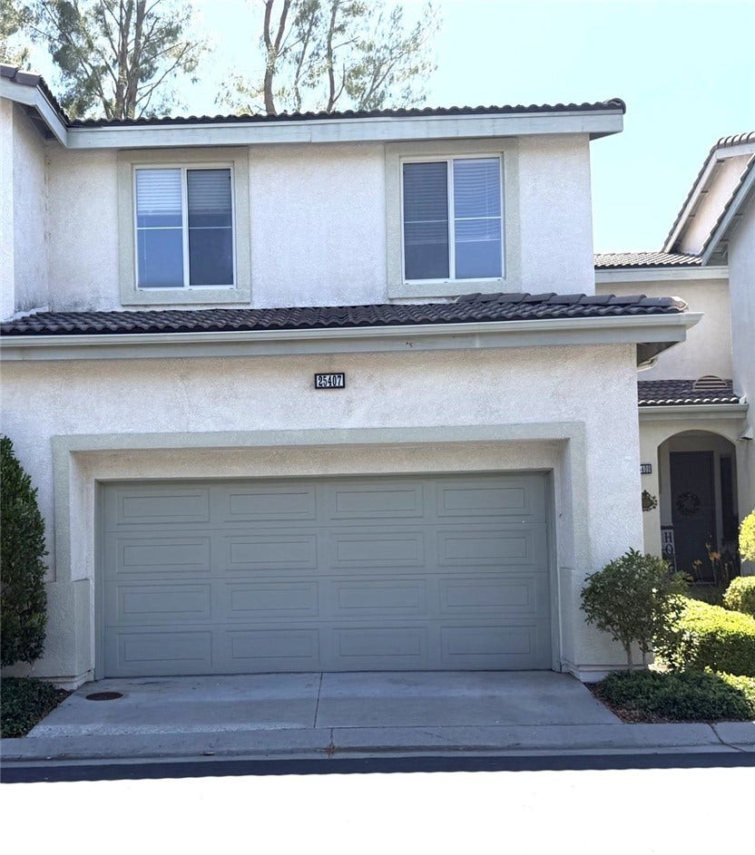 Property photo for 25407 Calcutta Pass Lane, Saugus, CA