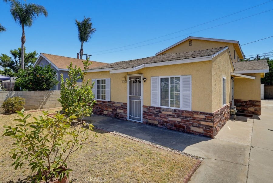 Property photo for 21802 Elaine, Hawaiian Gardens, CA