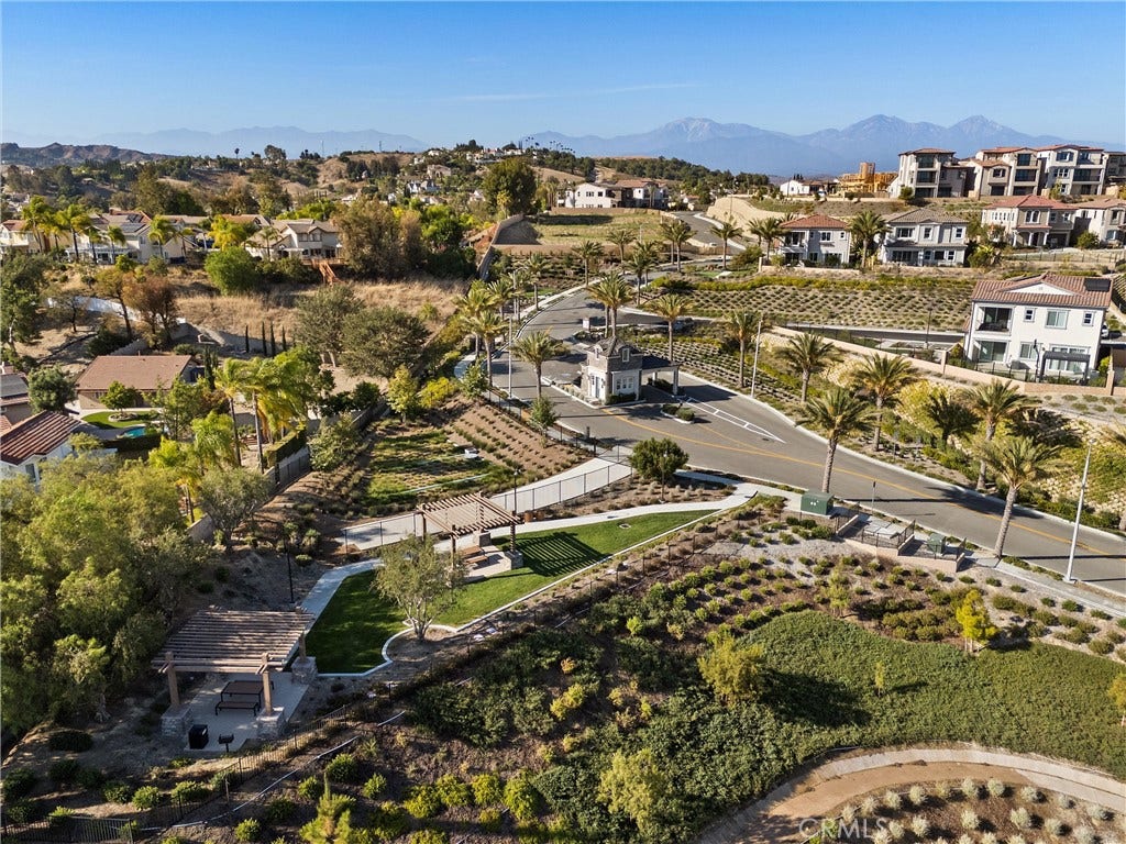 22056 Portofino Drive, Walnut, CA 91789 22056 Portofino Drive, Walnut, CA 91789