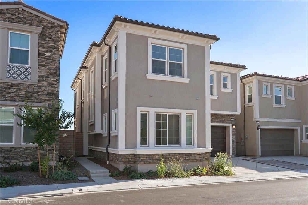 22056 Portofino Drive, Walnut, CA 91789 22056 Portofino Drive, Walnut, CA 91789