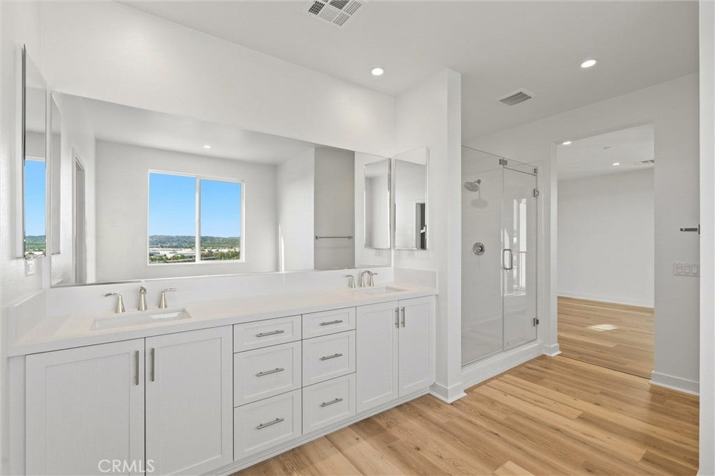22056 Portofino Drive, Walnut, CA 91789 22056 Portofino Drive, Walnut, CA 91789