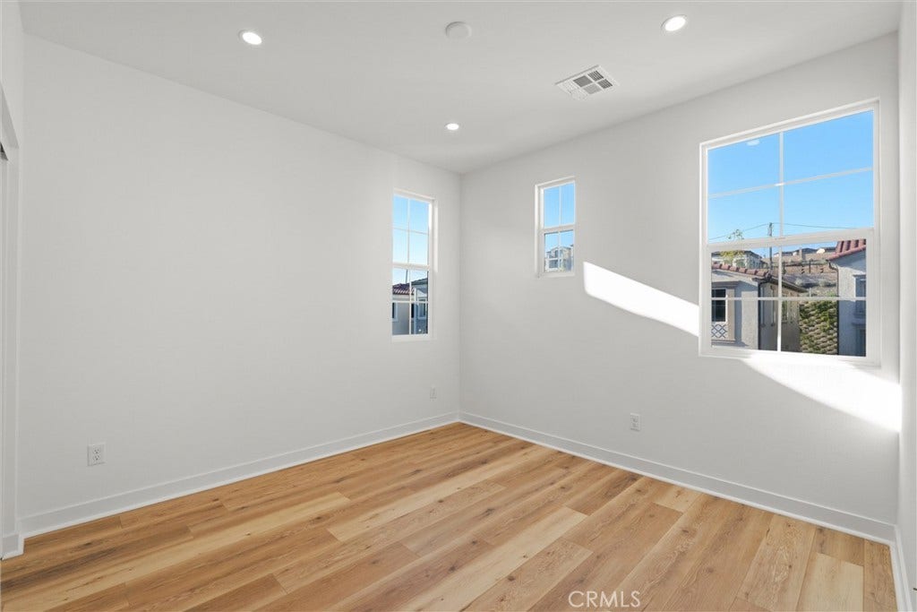 22056 Portofino Drive, Walnut, CA 91789 22056 Portofino Drive, Walnut, CA 91789