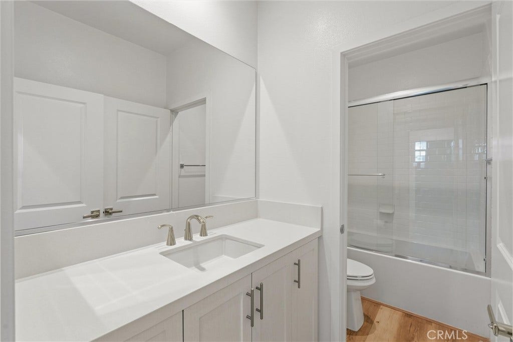 22056 Portofino Drive, Walnut, CA 91789 22056 Portofino Drive, Walnut, CA 91789