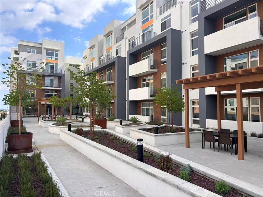 Property photo for 168 S Monterey St, #407, Alhambra, CA