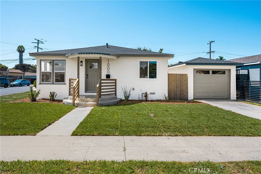 Property photo for 1000 W 131st, Compton, CA