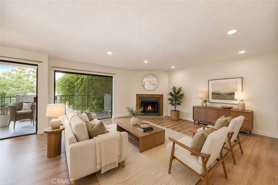 Property photo for 605 Redondo Avenue, #203, Long Beach, CA