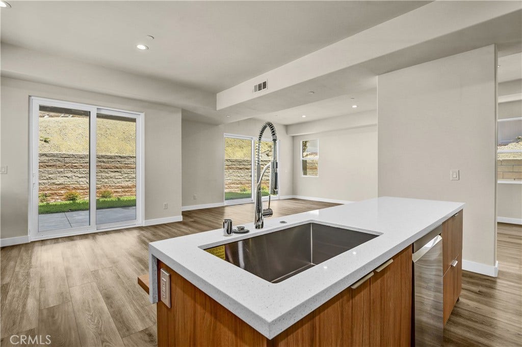 681 Castlehill Drive, Walnut, CA 91789 681 Castlehill Drive, Walnut, CA 91789