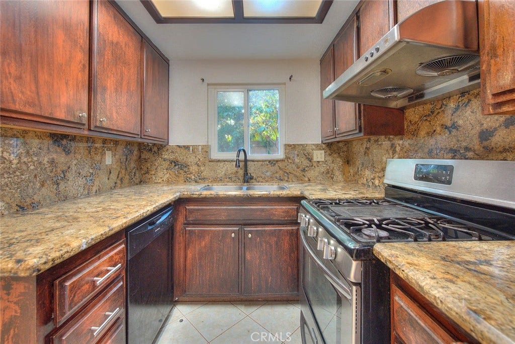 3701 Summer Lane, Baldwin Park, CA 91706 3701 Summer Lane, Baldwin Park, CA 91706
