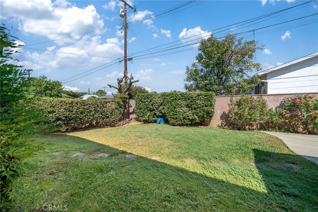 614 S Acacia, West Covina, CA 91791 614 S Acacia, West Covina, CA 91791