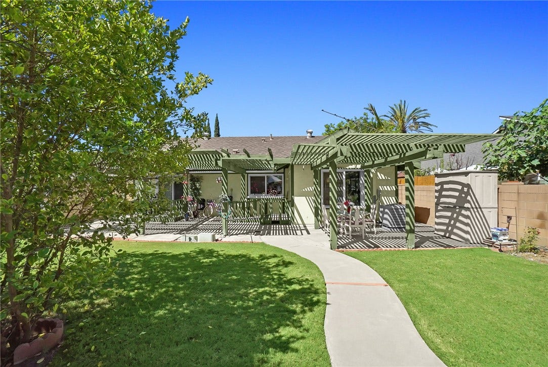 23636 Messina, Laguna Hills, CA 92653 23636 Messina, Laguna Hills, CA 92653