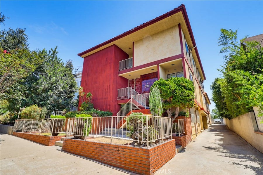 Property photo for 728 E Kensington, Los Angeles, CA