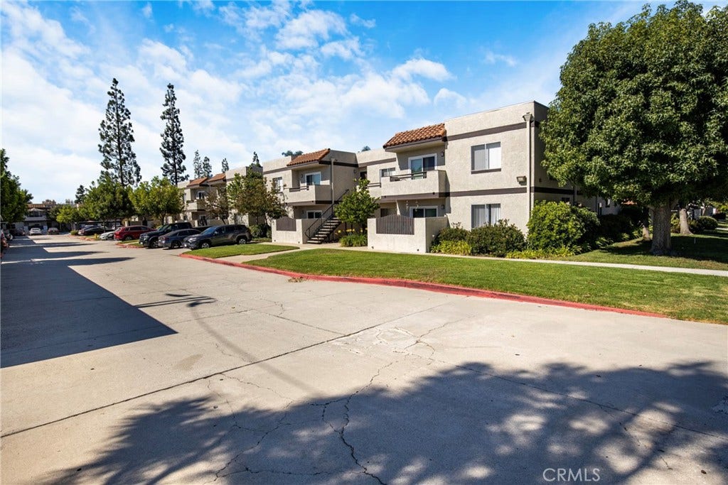 19550 E Cienega Avenue, Covina, CA 91724