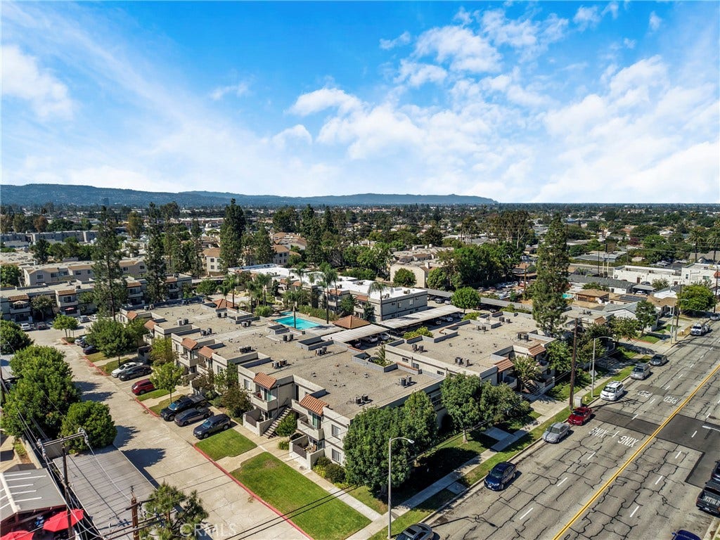 19550 E Cienega Avenue, Covina, CA 91724