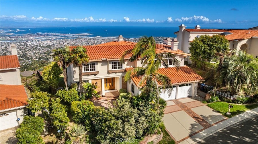 Property photo for 10 Avenue De Azalea, Rancho Palos Verdes, CA