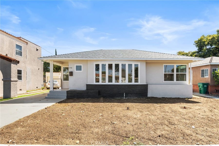 Property photo for 2710 Magnolia, Long Beach, CA