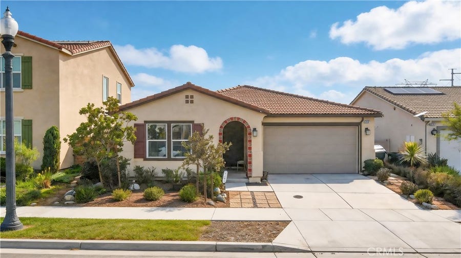 Property photo for 3337 S Honeysuckle Avenue, Ontario, CA