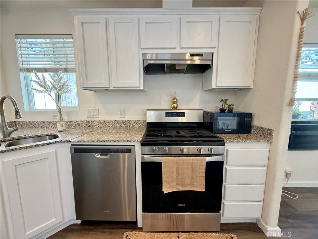 3825 Valley Boulevard, #36, Walnut, CA 91789 Kitchen