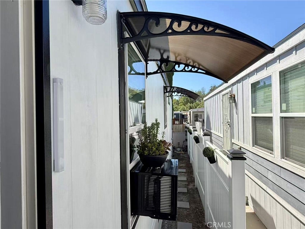 3825 Valley Boulevard, #36, Walnut, CA 91789 3825 Valley Boulevard, #36, Walnut, CA 91789