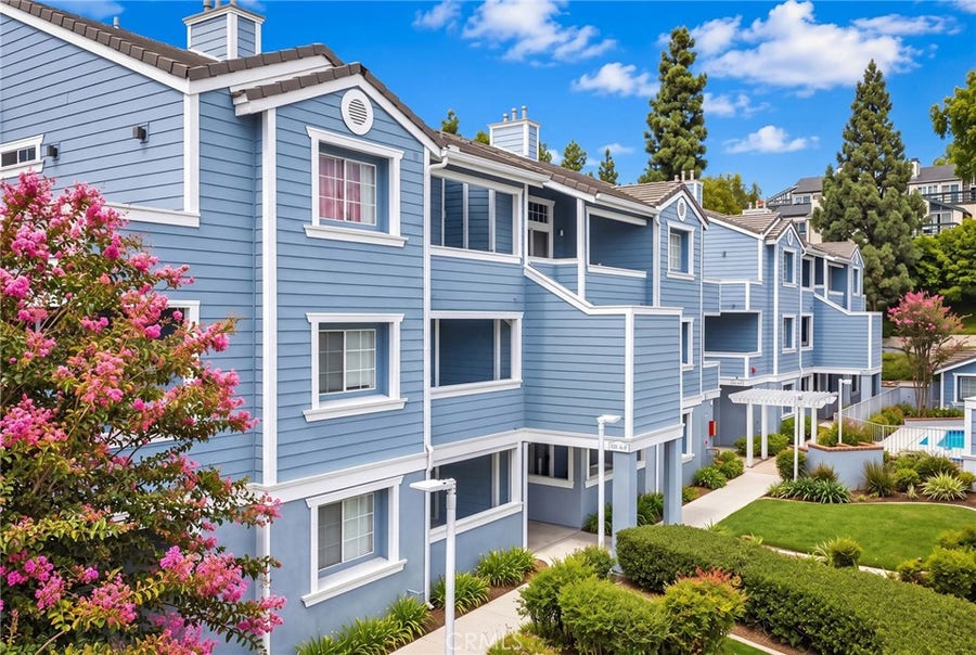 Property photo for 111 S Lakeview, #i, Placentia, CA