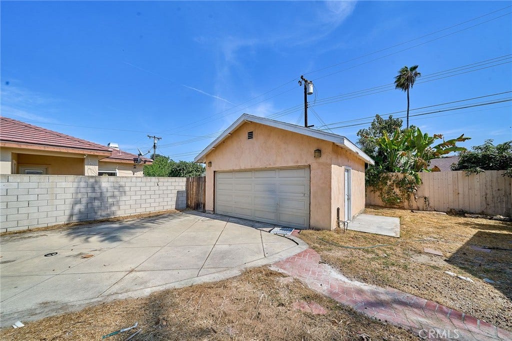 3358 Big Dalton, Baldwin Park, CA 91706 3358 Big Dalton, Baldwin Park, CA 91706