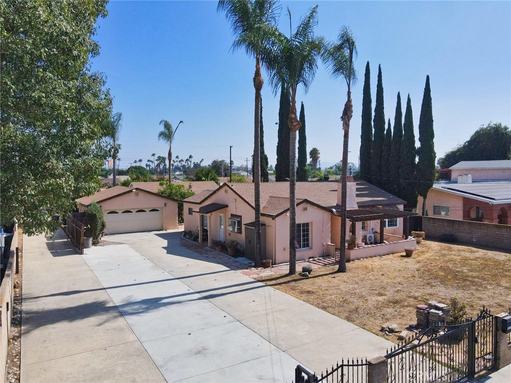 3358 Big Dalton, Baldwin Park, CA 91706 3358 Big Dalton, Baldwin Park, CA 91706