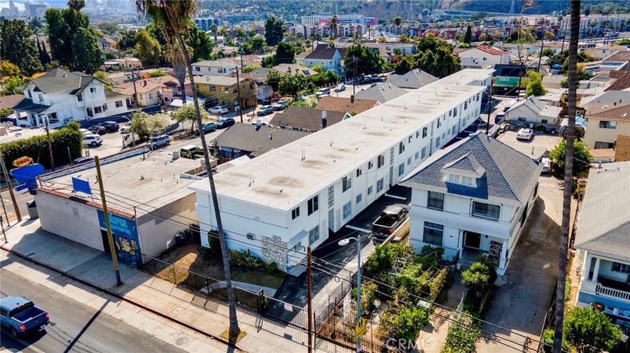 Property photo for 2809 Pasadena, Los Angeles, CA