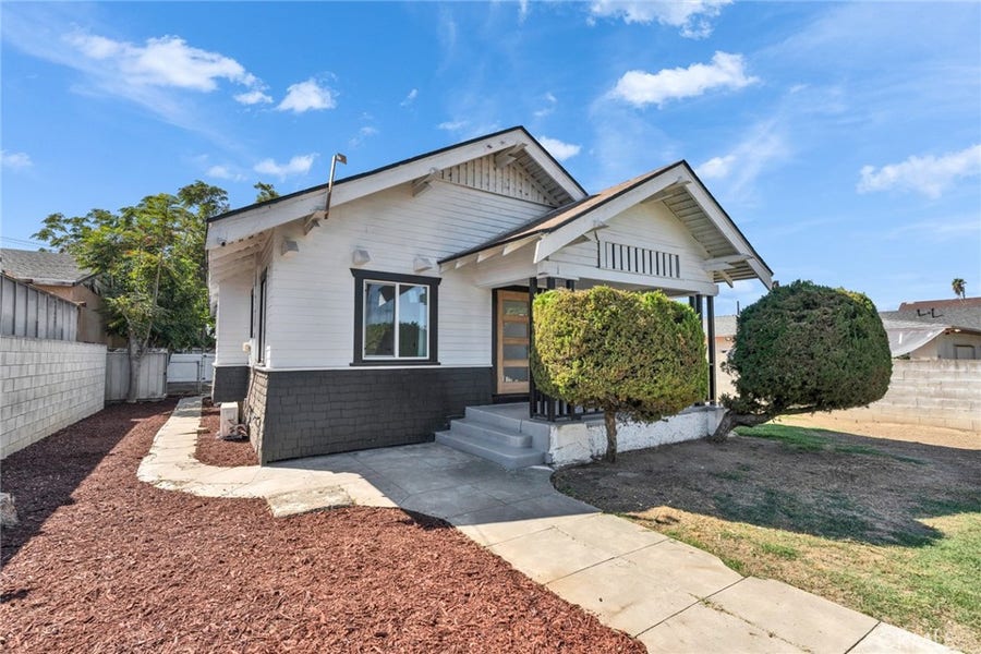 Property photo for 610 W Center, Pomona, CA