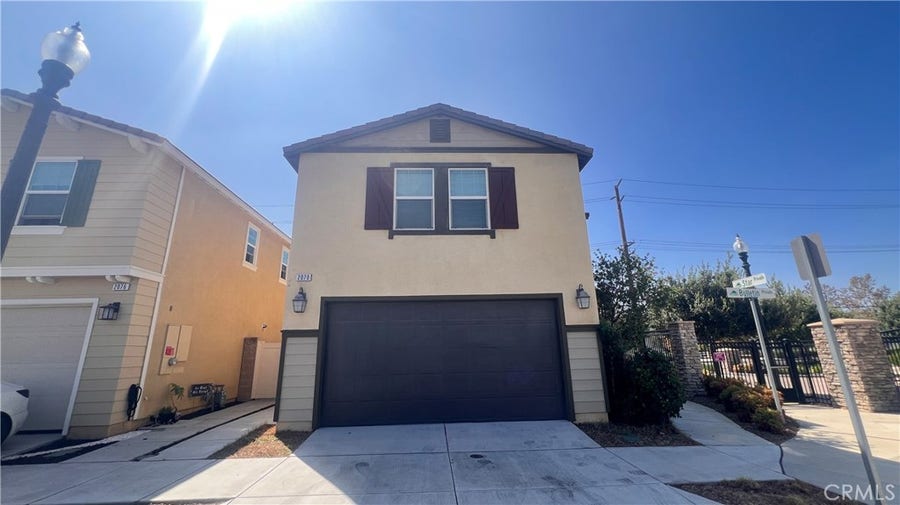 Property photo for 2070 E Bulletin Privado, Ontario, CA