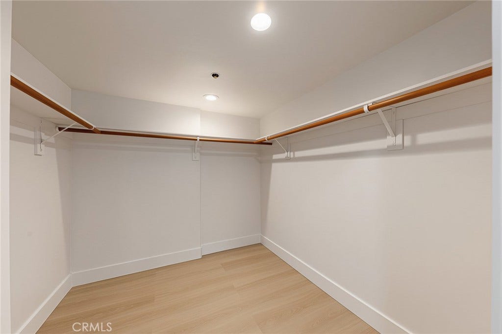 142 N Vermont, #B, Glendora, CA 91741 142 N Vermont, #B, Glendora, CA 91741