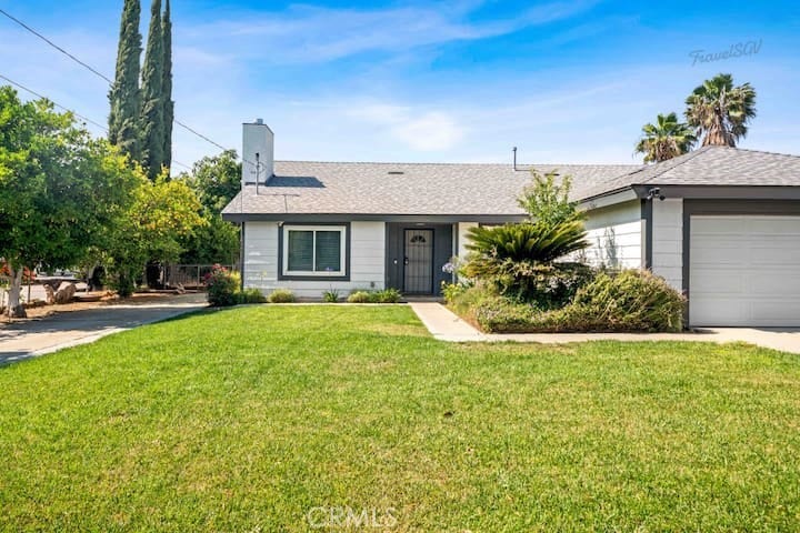 Property photo for 321 E Maple Street, Ontario, CA