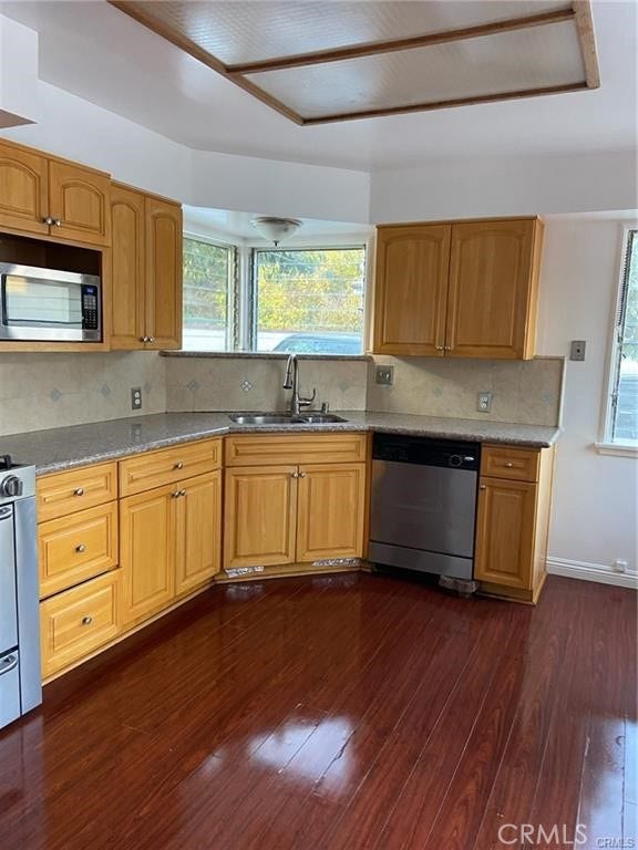 2295 Longden, San Marino, CA 91108 2295 Longden, San Marino, CA 91108