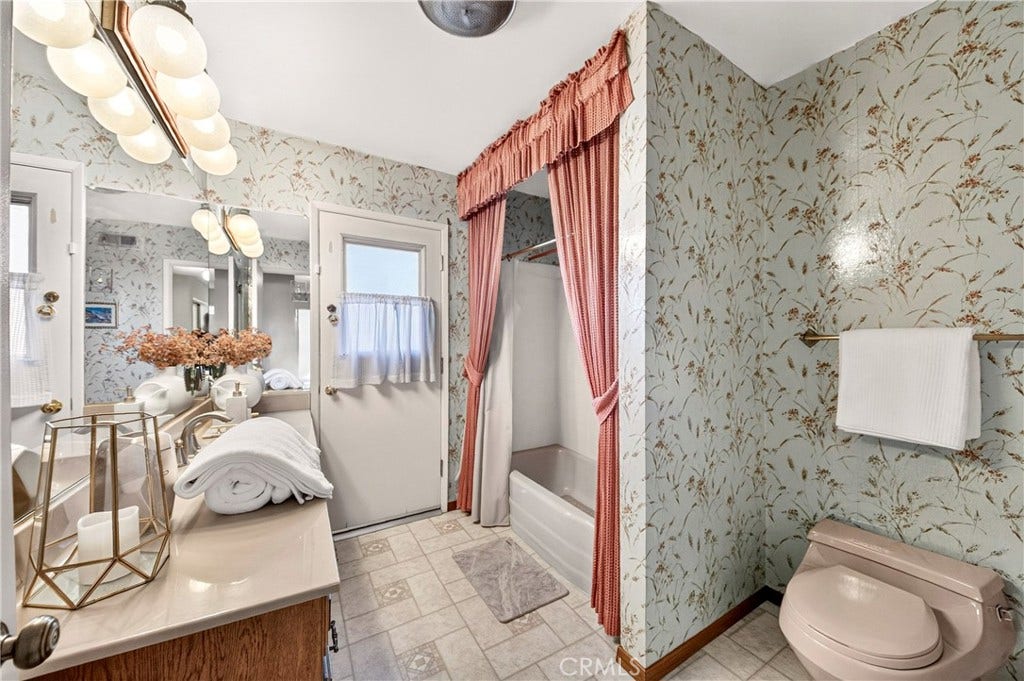 1903 W Chanticleer Road, Anaheim, CA 92804 1903 W Chanticleer Road, Anaheim, CA 92804