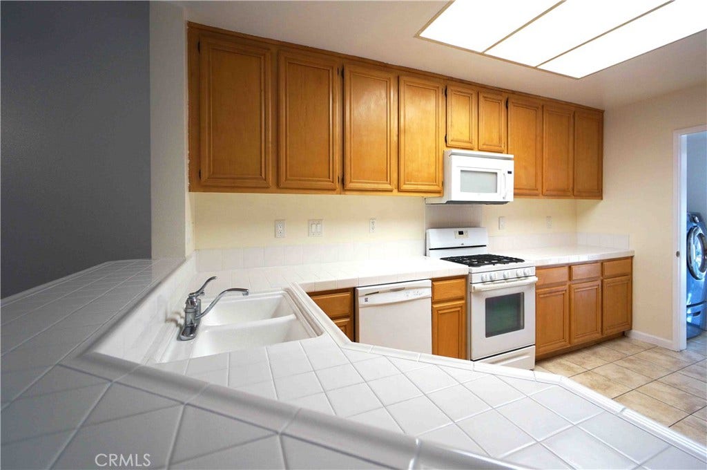 1026 N Turner, #224, Ontario, CA 91764 1026 N Turner, #224, Ontario, CA 91764