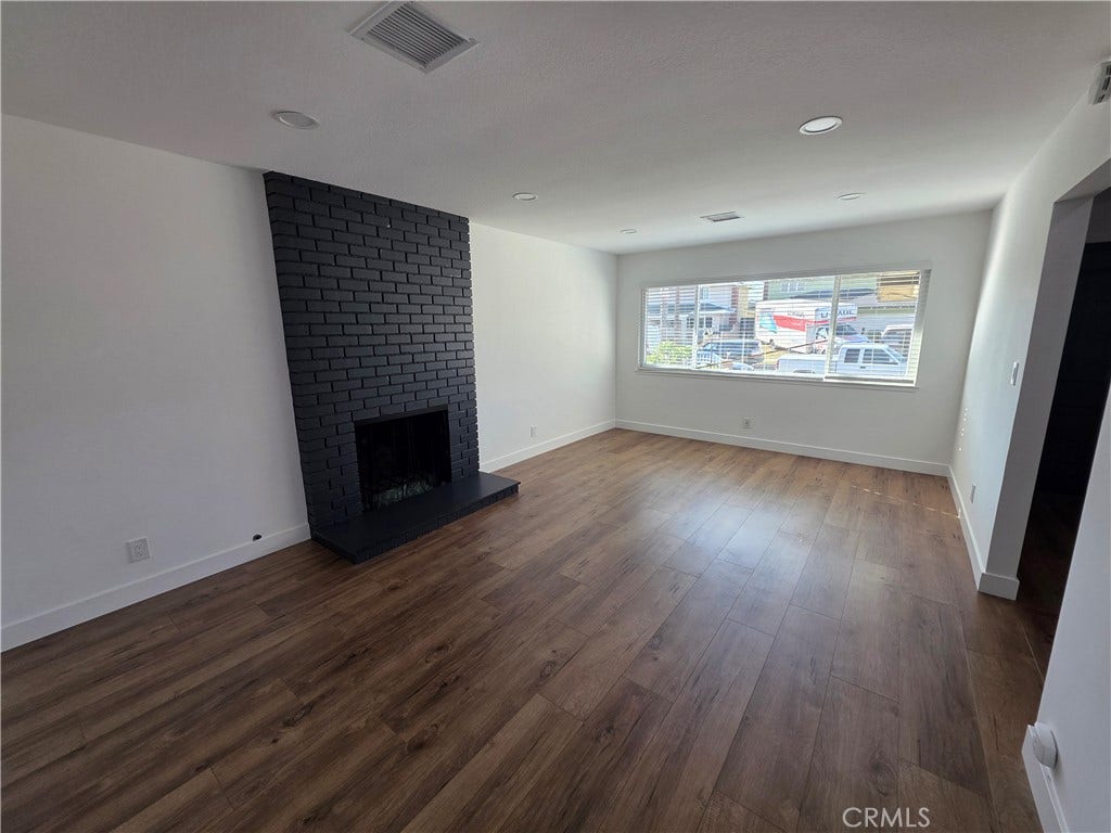 900 Statler Street, San Pedro, CA 90731 Living Room