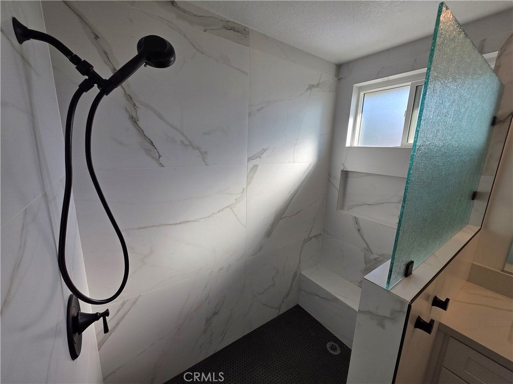 900 Statler Street, San Pedro, CA 90731 Primary Shower