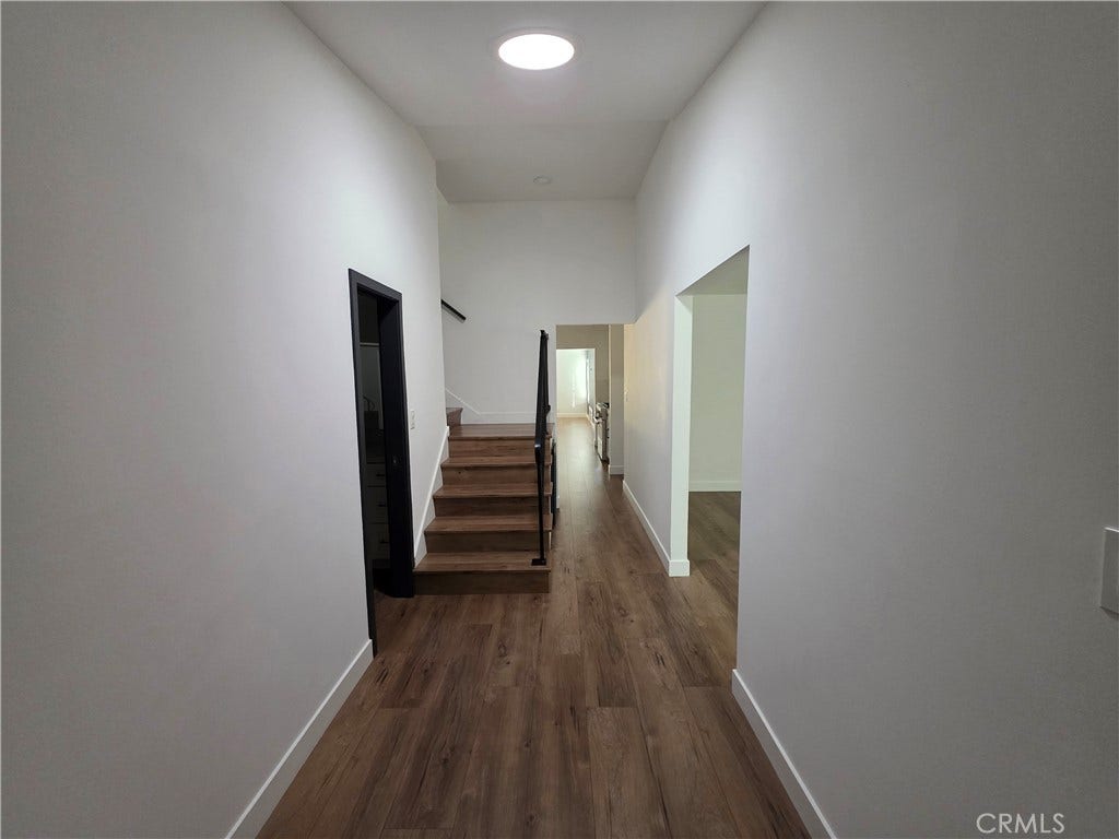 900 Statler Street, San Pedro, CA 90731 Entry