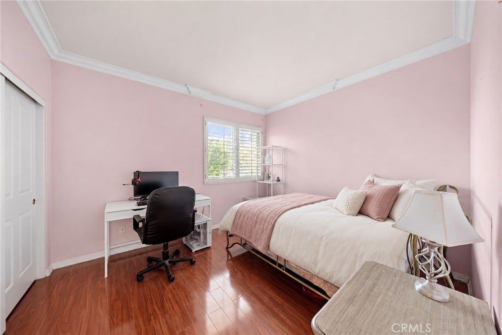 32 Laurelwood, Irvine, CA 92620 32 Laurelwood, Irvine, CA 92620