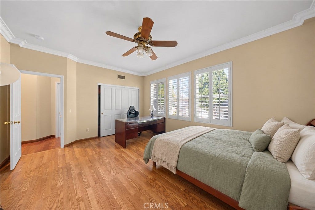 32 Laurelwood, Irvine, CA 92620 32 Laurelwood, Irvine, CA 92620