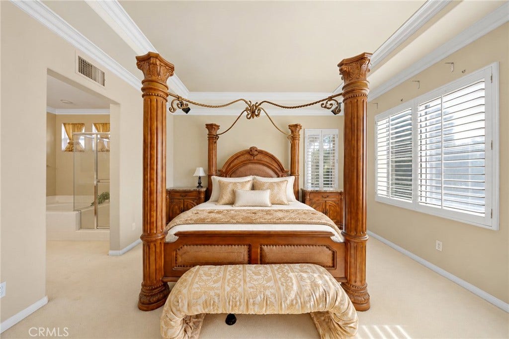 32 Laurelwood, Irvine, CA 92620 32 Laurelwood, Irvine, CA 92620