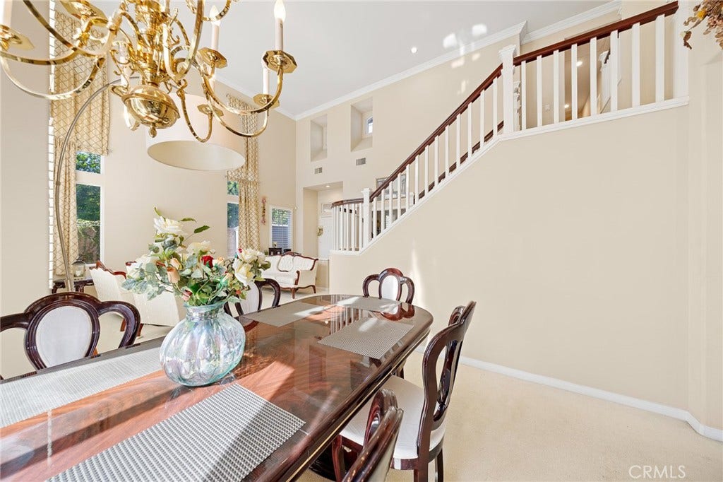32 Laurelwood, Irvine, CA 92620 32 Laurelwood, Irvine, CA 92620