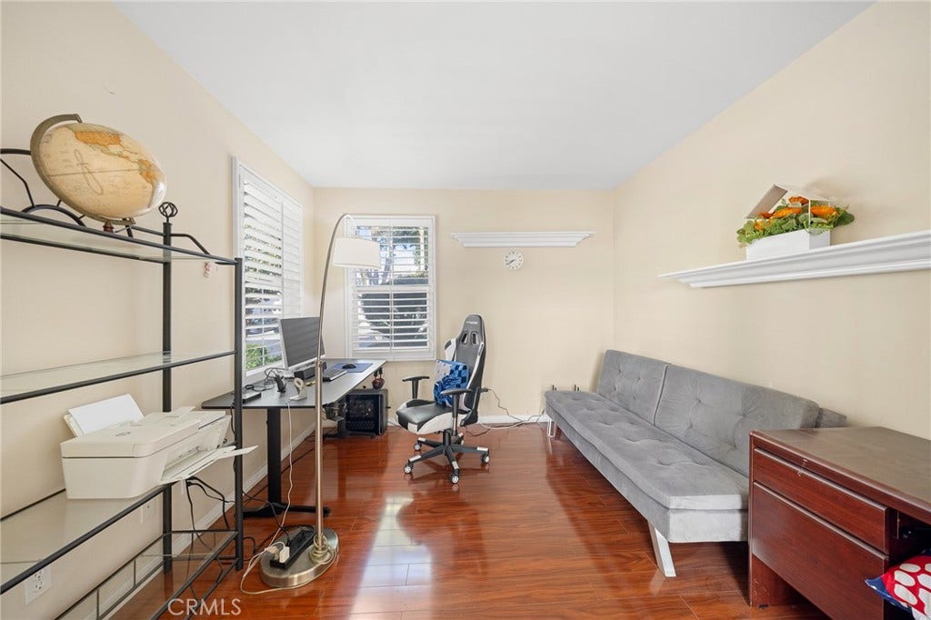 32 Laurelwood, Irvine, CA 92620 32 Laurelwood, Irvine, CA 92620