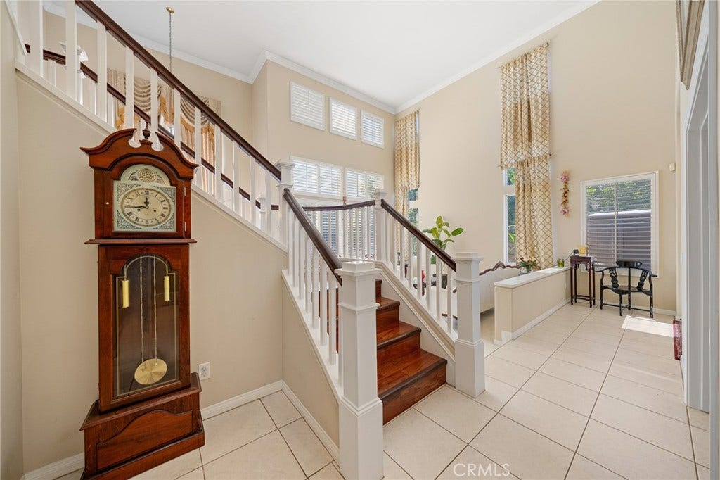 32 Laurelwood, Irvine, CA 92620 32 Laurelwood, Irvine, CA 92620