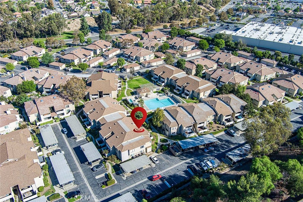 10 Country Mile Road, Pomona, CA 91766 10 Country Mile Road, Pomona, CA 91766