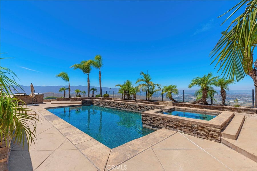 Property photo for 18458 Lakepointe, Riverside, CA